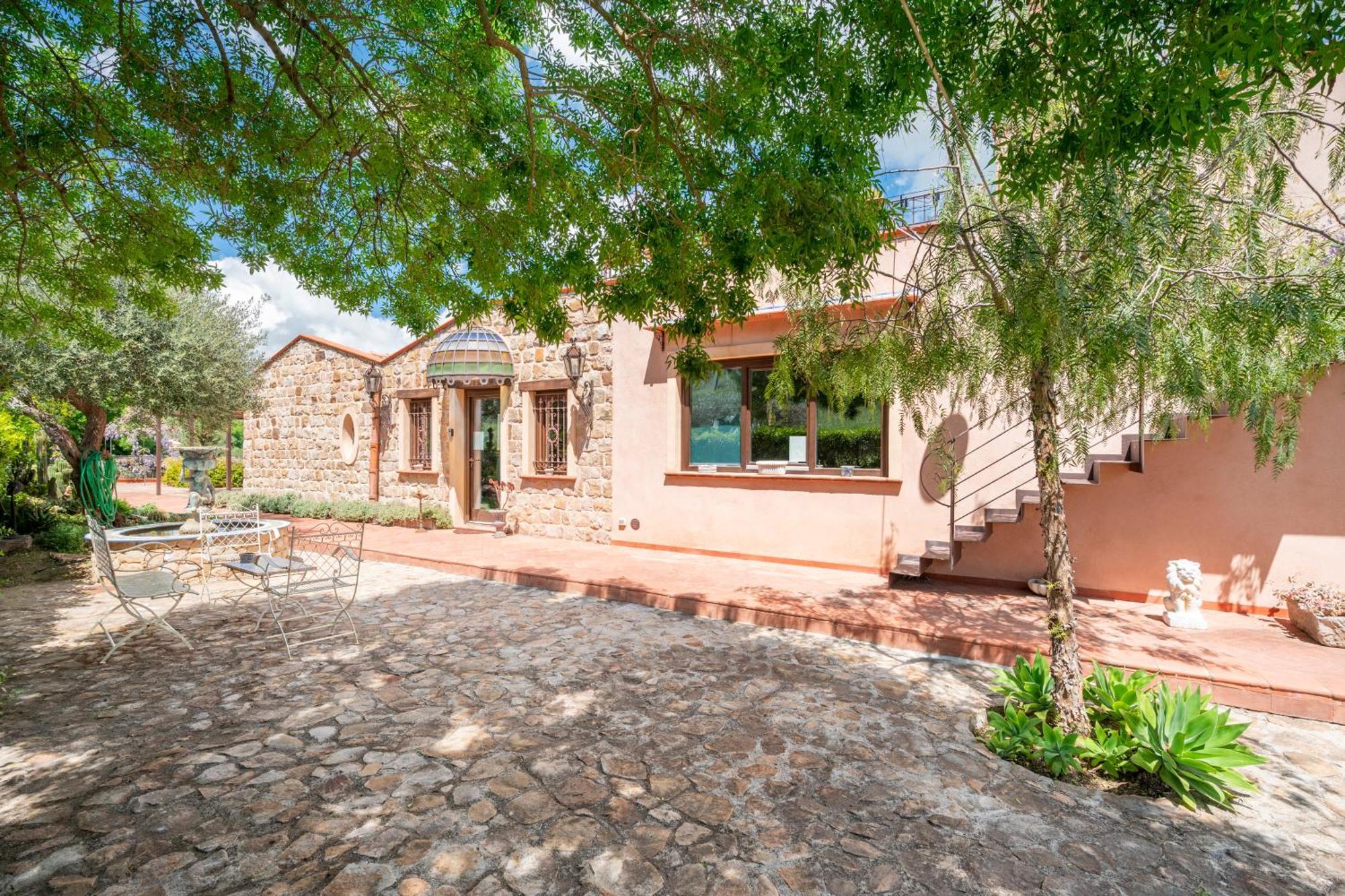 Villarose Castelbuono  Exterior photo