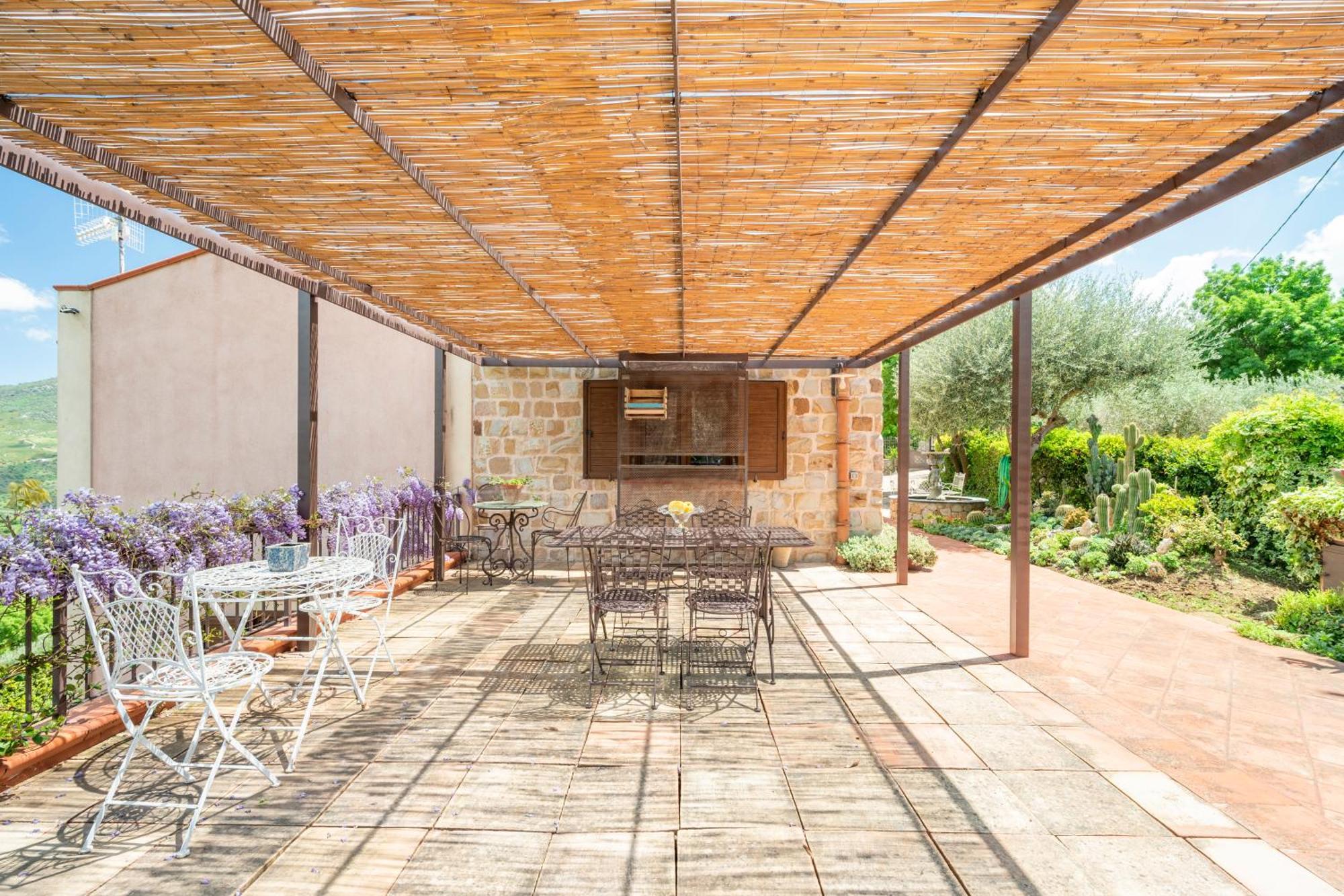 Villarose Castelbuono  Exterior photo