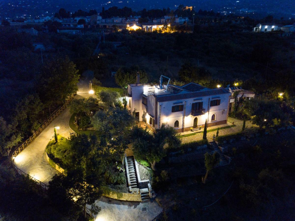 Villarose Castelbuono  Exterior photo